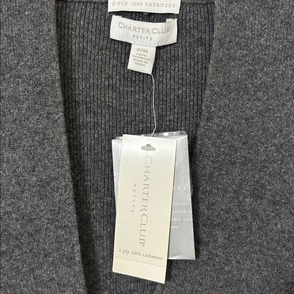 NWT 100% Cashmere Gray Sweater - Picture 3 of 3